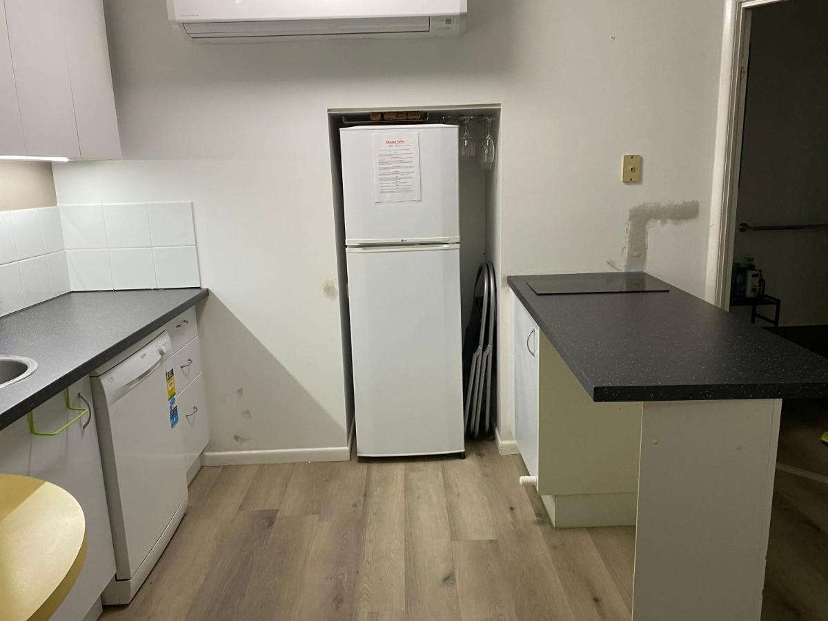 Apartment In 4* Resort - Pool Views - Great Location 努萨维尔 外观 照片