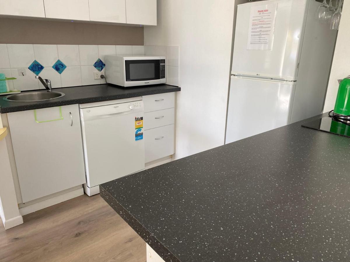 Apartment In 4* Resort - Pool Views - Great Location 努萨维尔 外观 照片