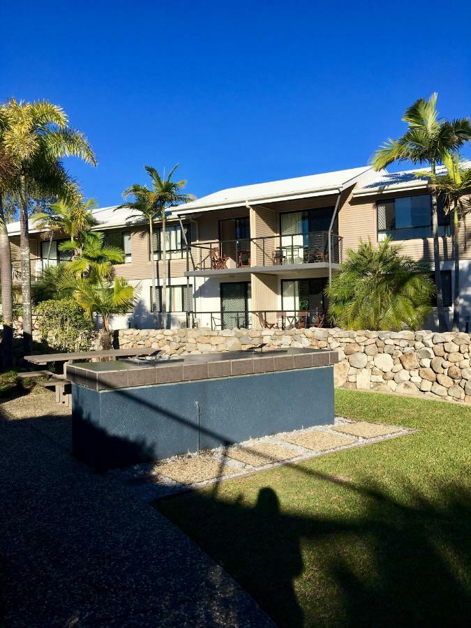 Apartment In 4* Resort - Pool Views - Great Location 努萨维尔 外观 照片